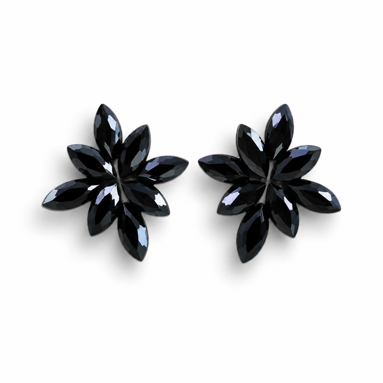 Vintažiniai stiklo auskarai „Flowers“ ✨- Jet Black