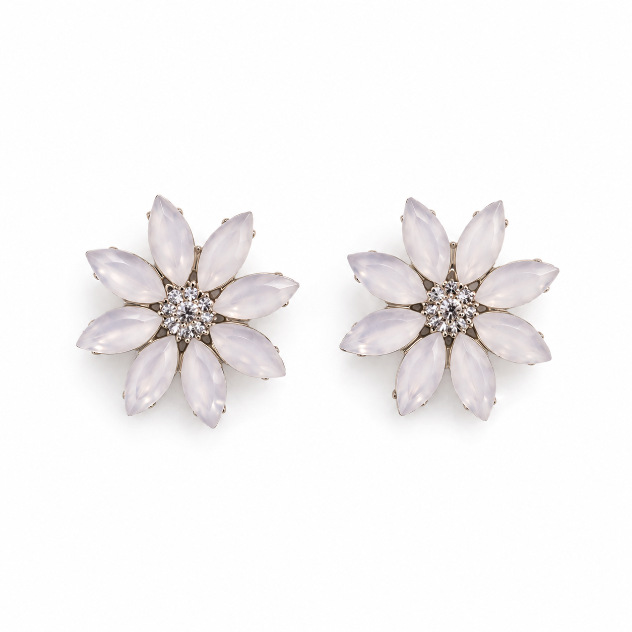 Vintažiniai stiklo auskarai „Flowers“ ✨- Pearl