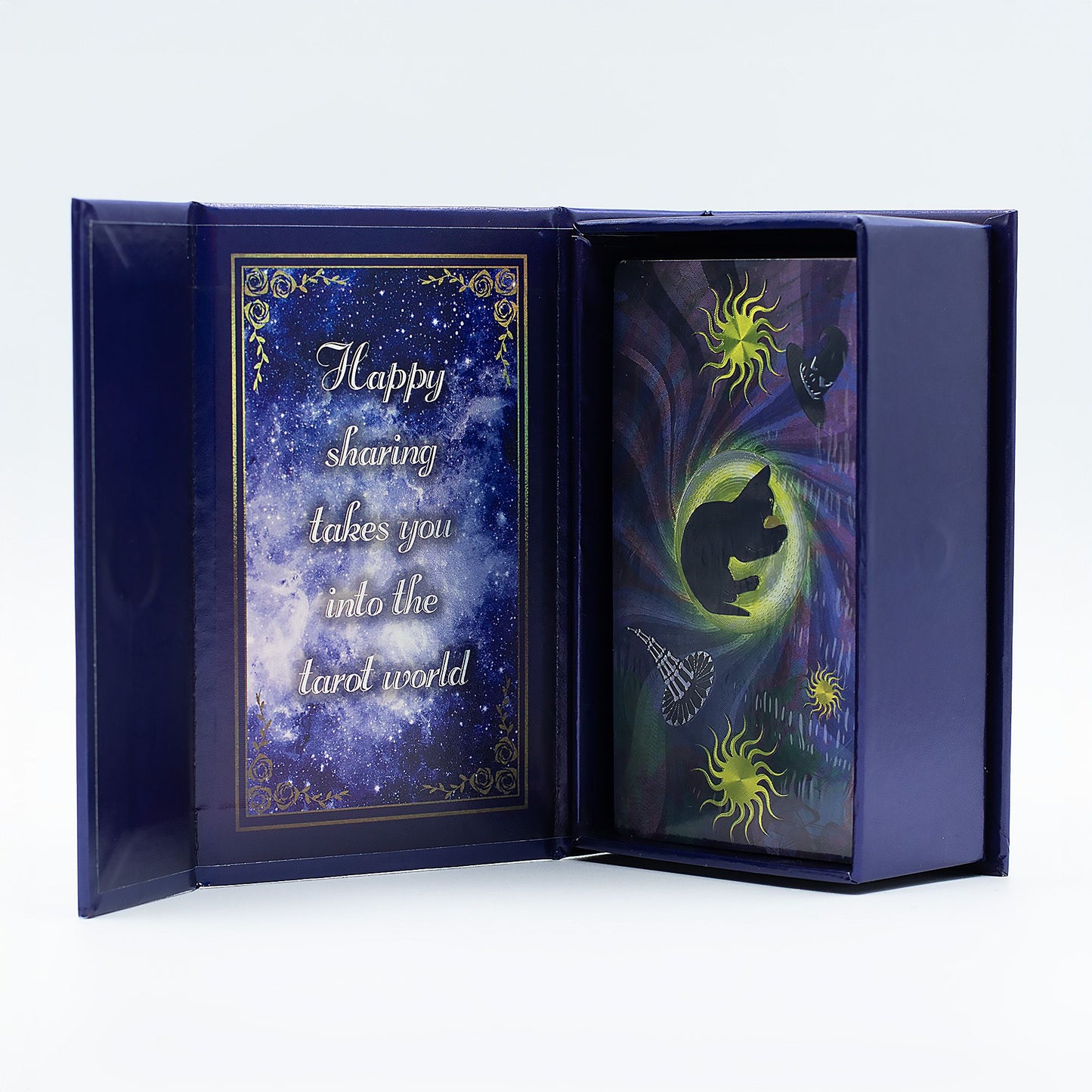 Taro kortos „Witch Tarot“ su violetine folija ir knygele